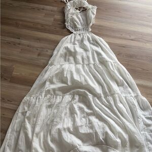 12th Tribe White Backless Maxi Dress with Cutout